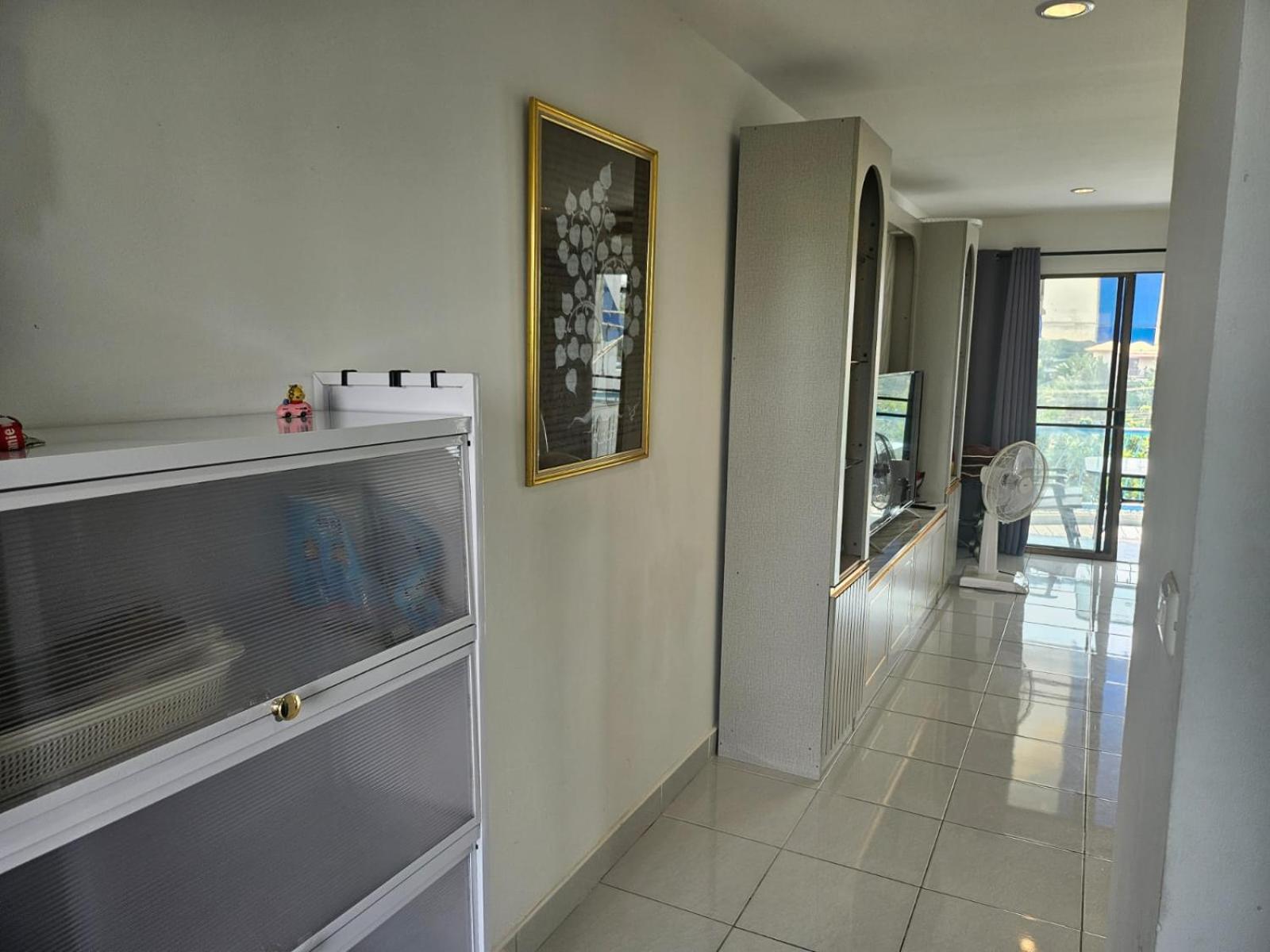Villa Germania Pantai Jomtien Bagian luar foto