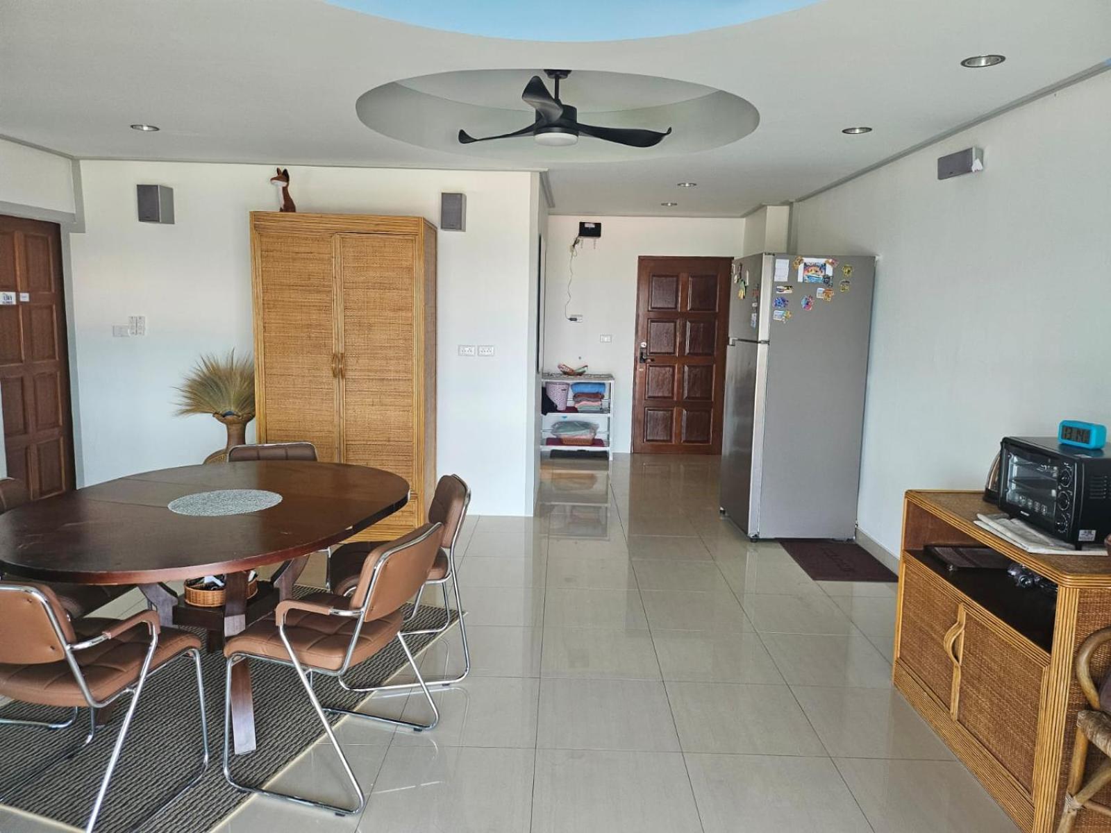 Villa Germania Pantai Jomtien Bagian luar foto