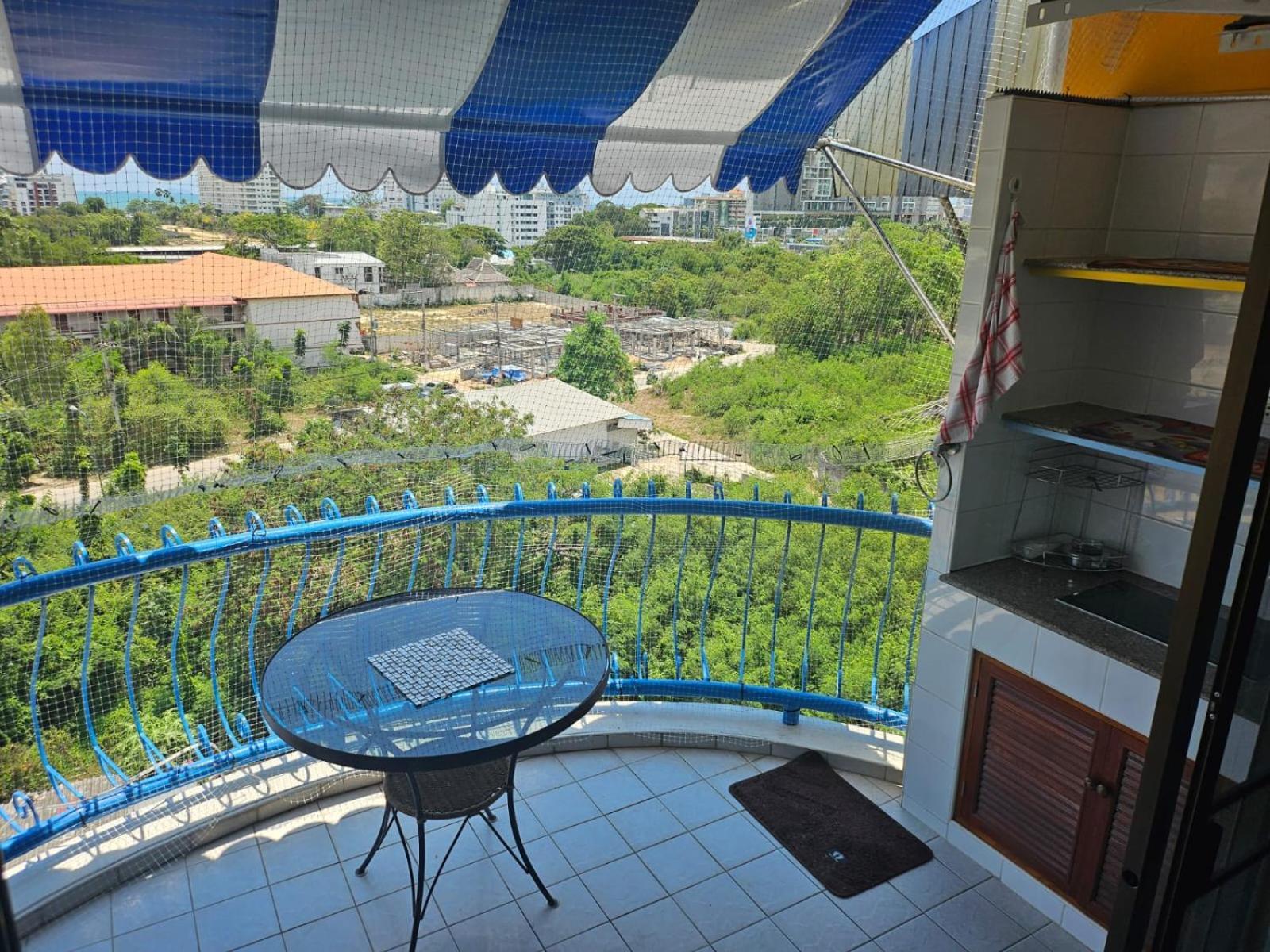 Villa Germania Pantai Jomtien Bagian luar foto